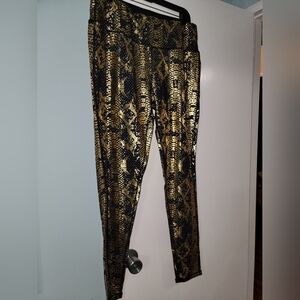 Stylish Gold and Black Snake Print Leggings Sz 3XL